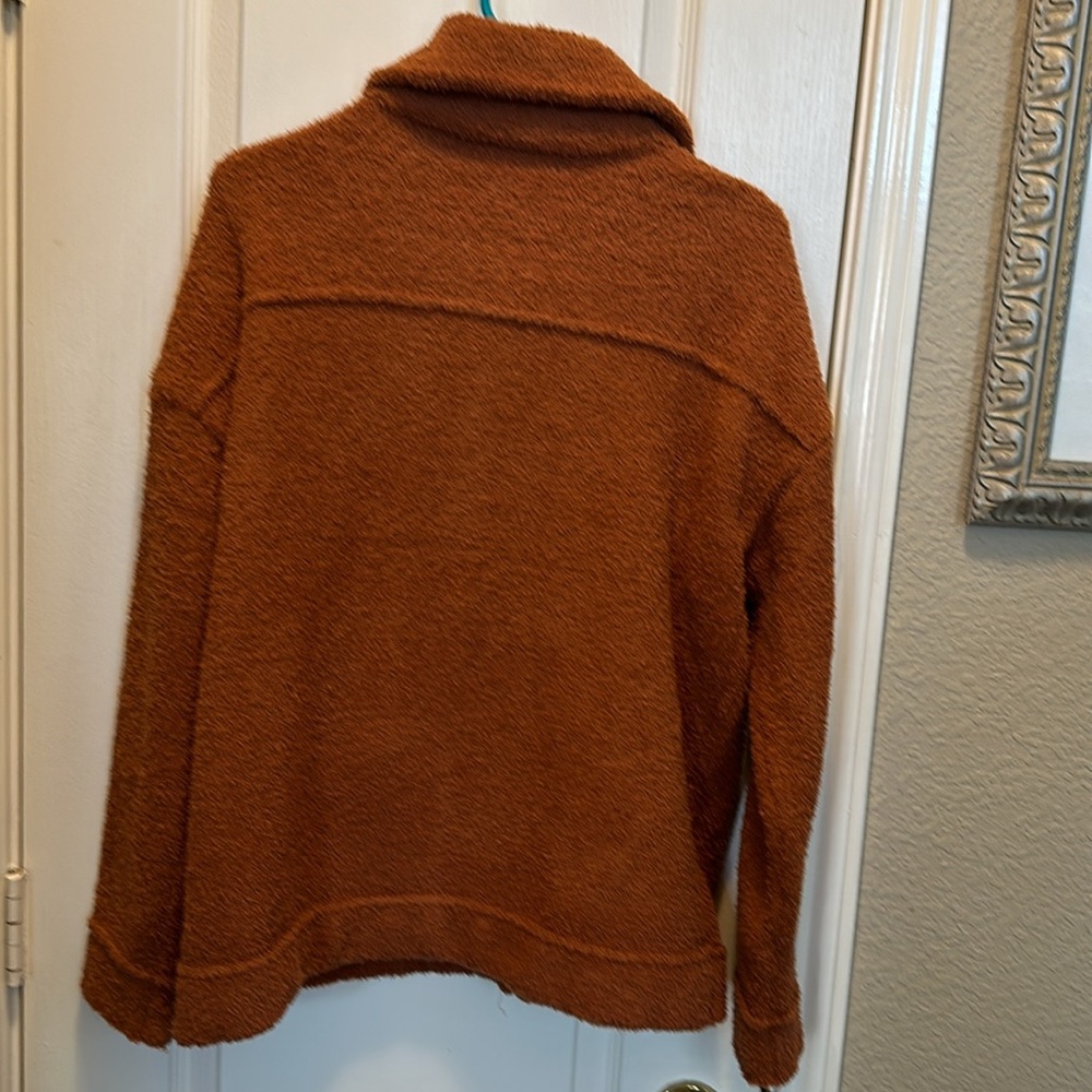 Super soft Tahari Jacket - Picture 3 of 4